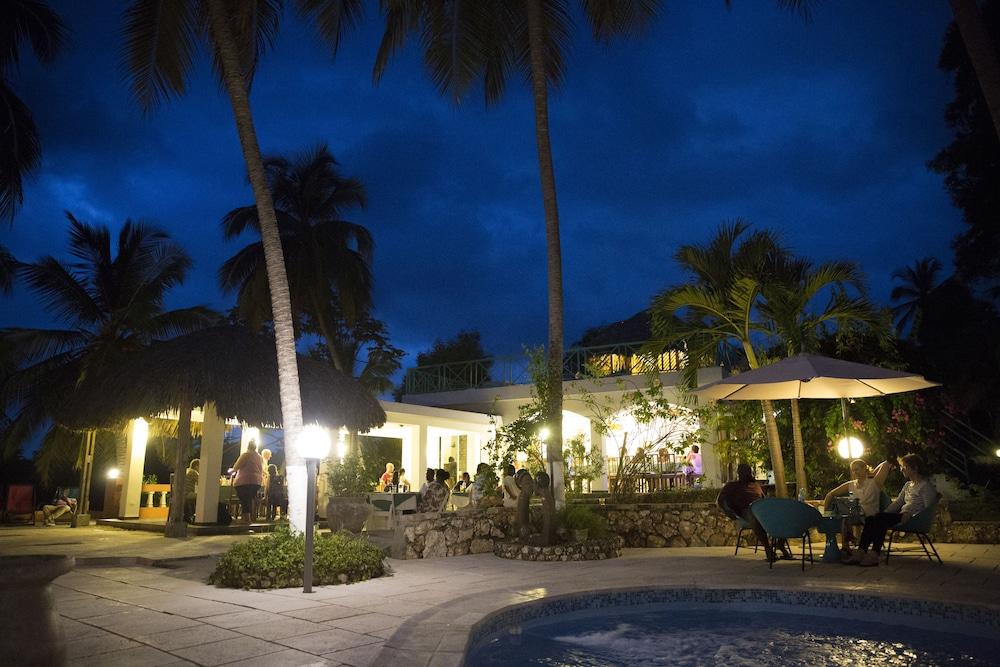 Hotel Restaurant Cyvadier Plage Jacmel Zewnętrze zdjęcie